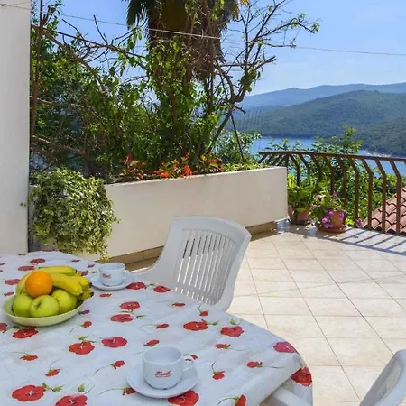 In 16743 Apartment Rabac